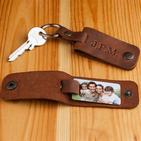 unique keychains for guys.